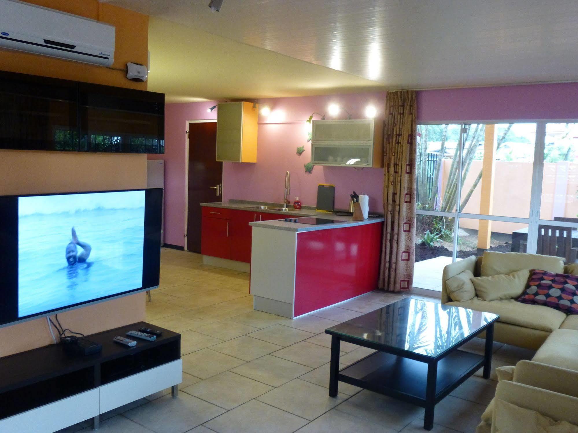 Kekemba Apartments ปารามารีโบ ภายนอก รูปภาพ